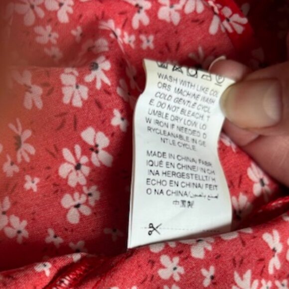 Shein Ladies Red White Floral Crop Wrap Top V-Neck Short Sleeve Blouse Size XS - Picture 4 of 9